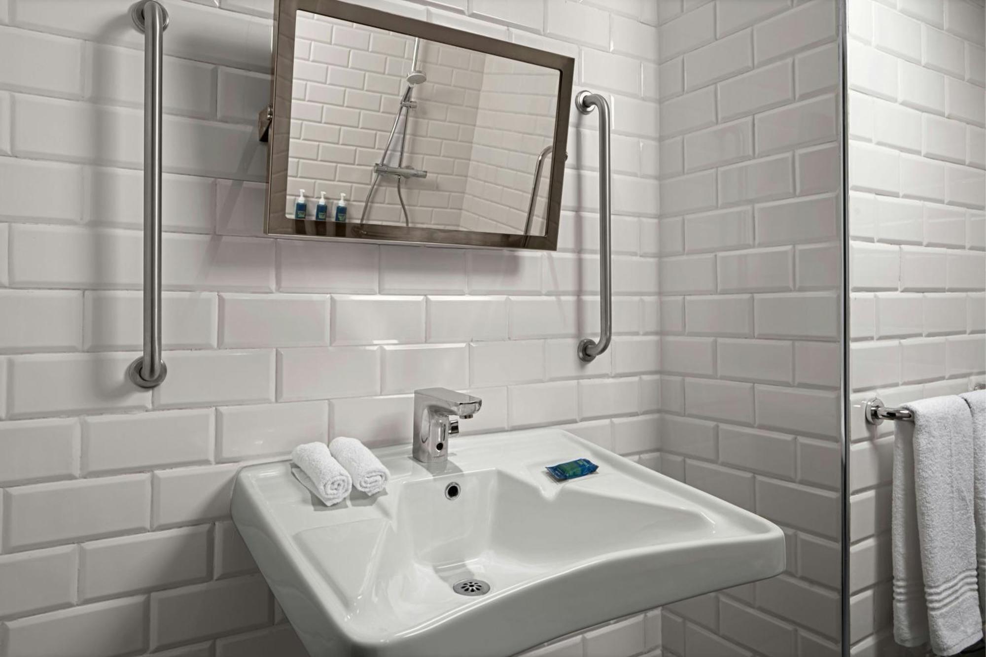 Four Points By Sheraton Dakar Diamniadio Noflaye Экстерьер фото