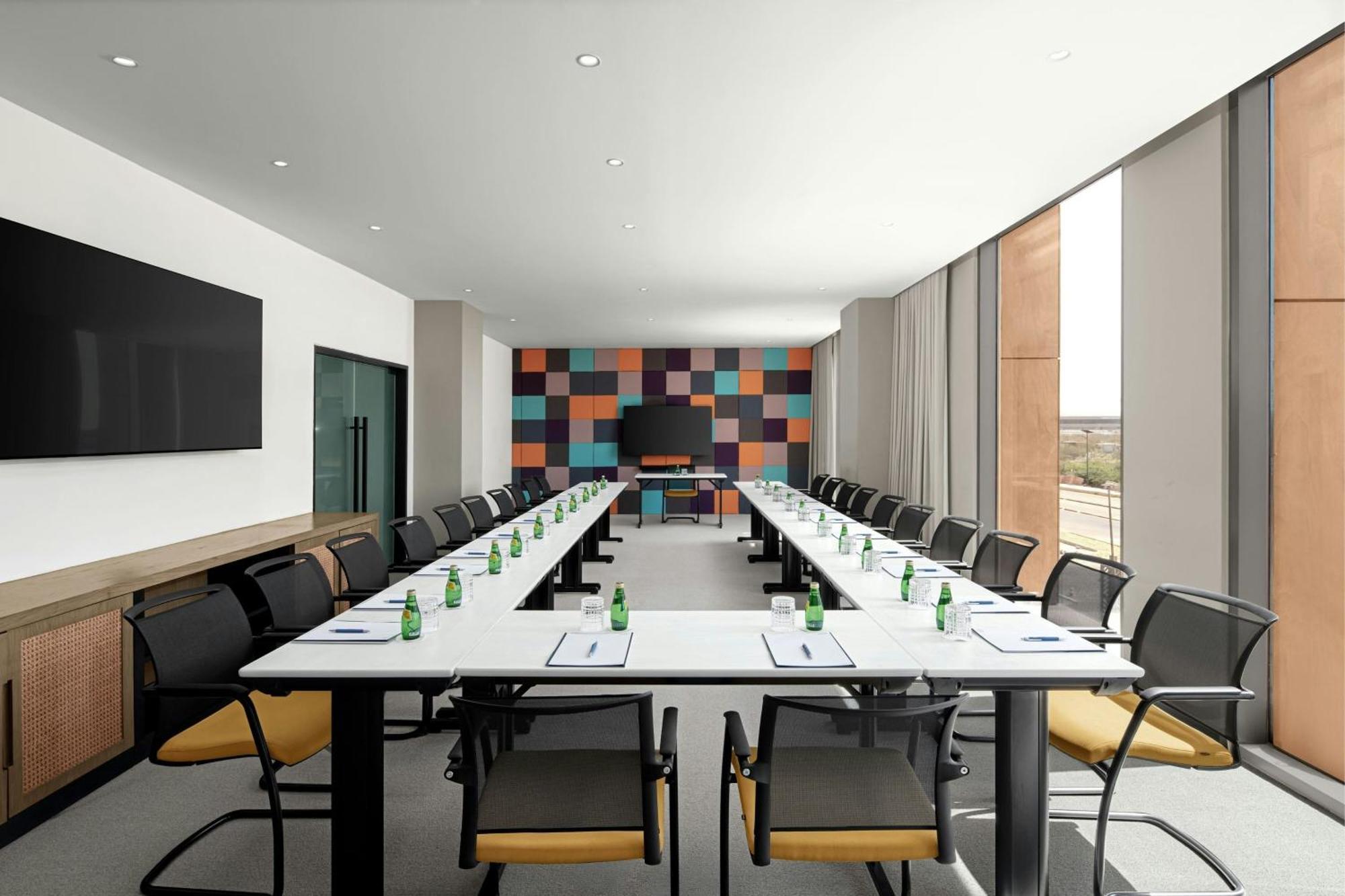 Four Points By Sheraton Dakar Diamniadio Noflaye Экстерьер фото